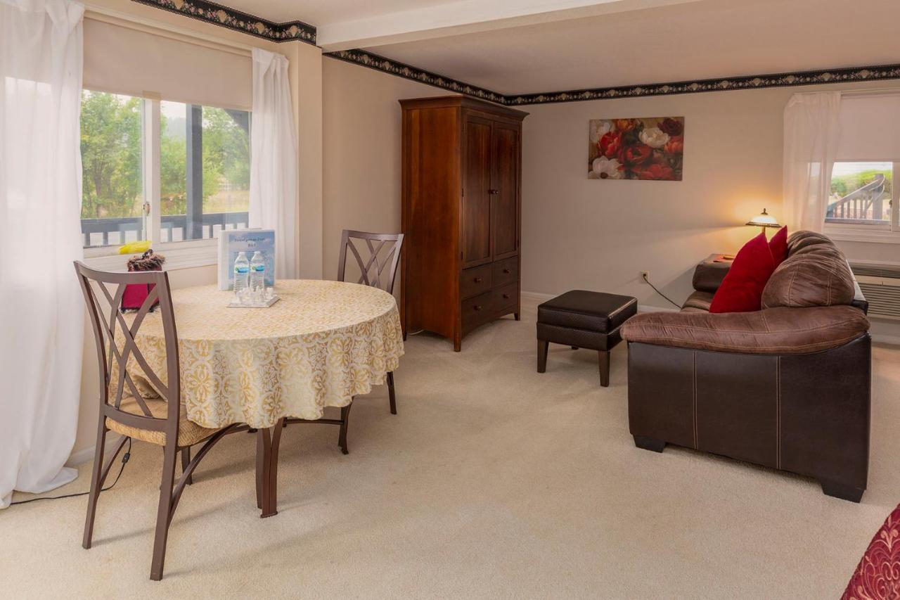 Sweetgrass Inn Bed & Breakfast Рапид-Сити Экстерьер фото